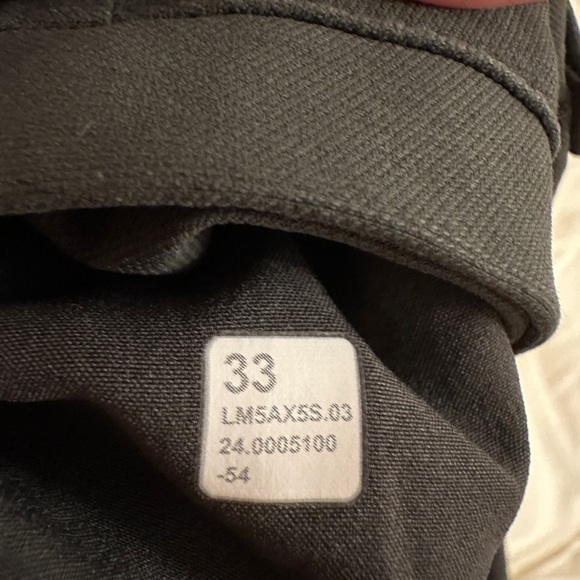 Lululemon men’s ABC classic Fit Trousers. 32” Long - Picture 3 of 3